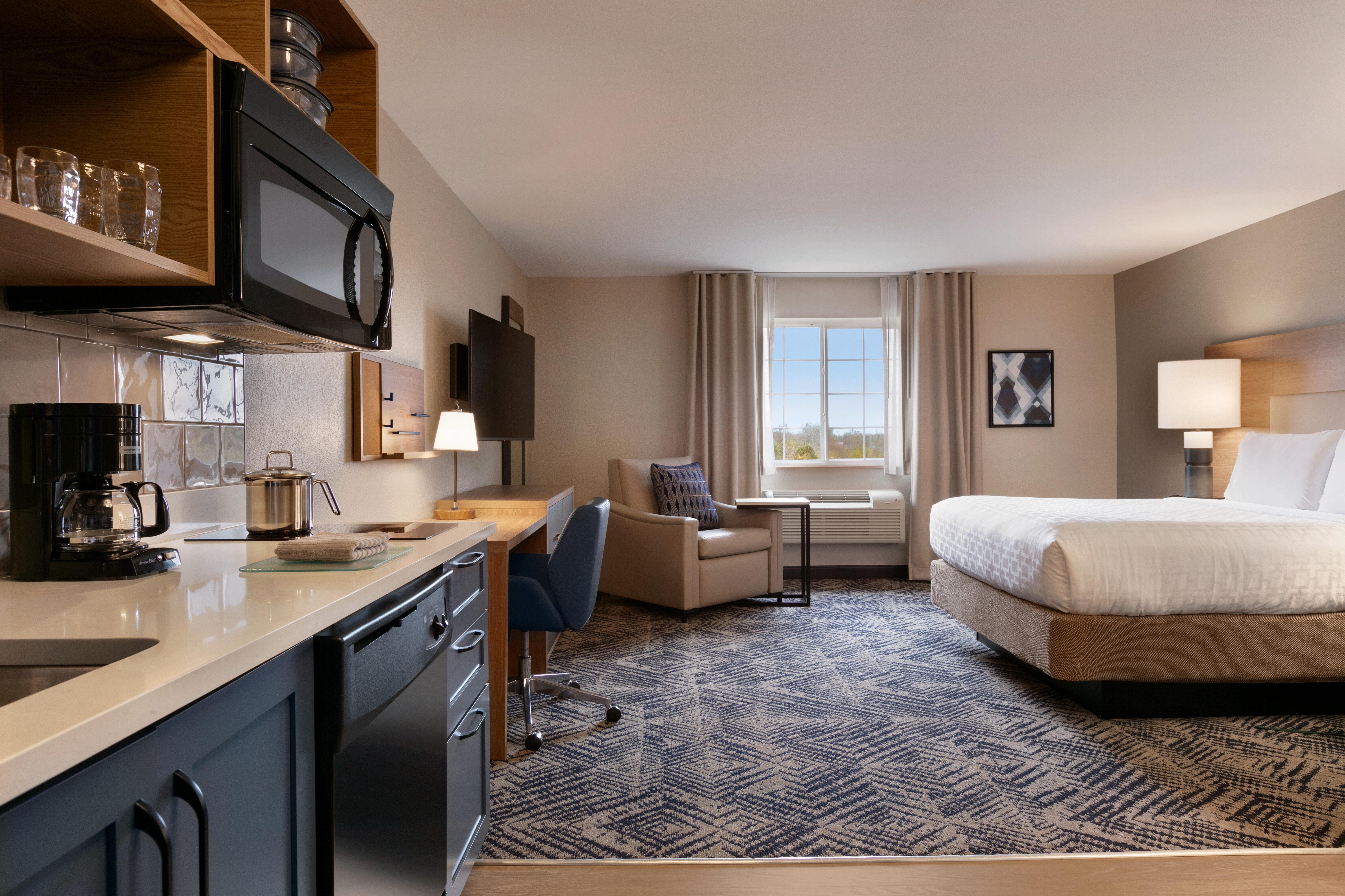 Candlewood Suites Springfield Exterior photo
